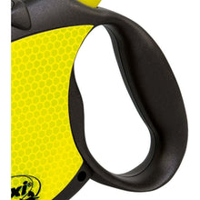 Load image into Gallery viewer, Flexi Neon Leash 16ft Small-Large