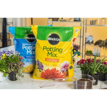 Load image into Gallery viewer, Miracle-Gro Potting Mix, 8 qt.
